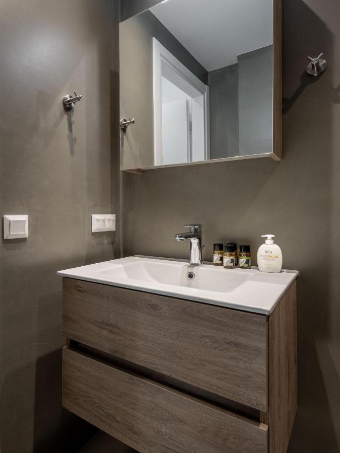 Christiana'S Lovely Apartment In Psyri, أثينا المظهر الخارجي الصورة
